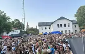 1aa5760f-75a9-44bd-a15c-4b25a0a1bd56