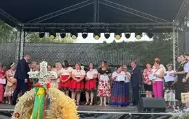 3f464d7b-cc6b-4081-91c1-7122cb2c13c7 (1)