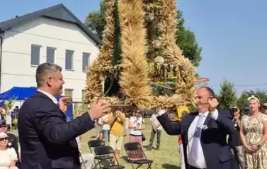 0d6c9768-8e9d-4386-a9d0-bee4b252c840